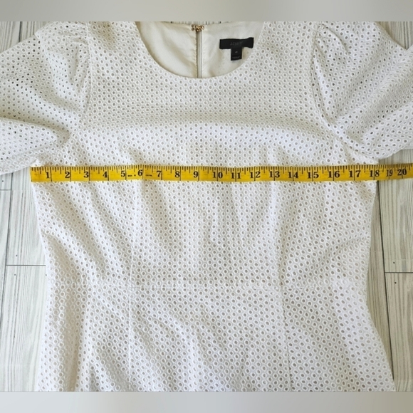 J. Crew Cotton Eyelet Dress with Short Sleeve Detail in White and Cream Sz 10 - Picture 4 of 13
